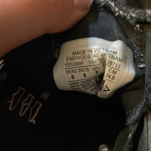 6 mens grey converse low top sneakers - Picture 2 of 6